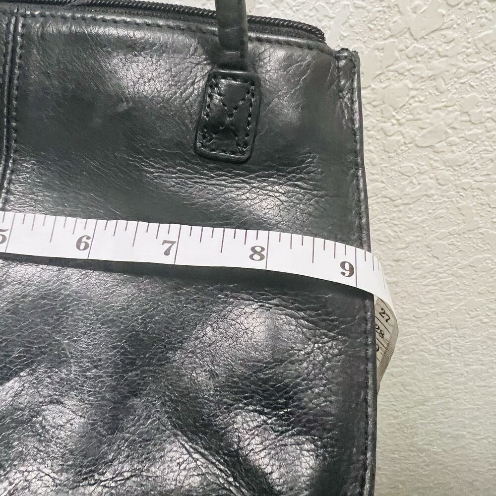 Fossil Women's Black Genuine Leather Strap Crossbody Bag - Picture 10 of 11